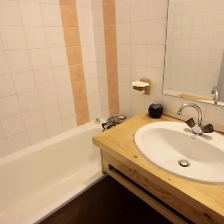 Apartment Zenith - En Plein Coeur De La Station Pour 3 Personnes Sud Avec Balcon Mae-7758 Val Thorens